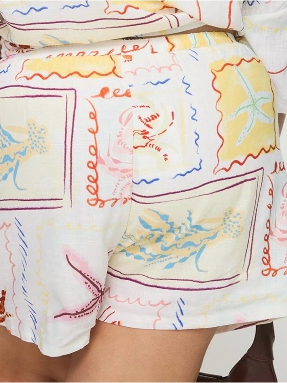 Princess Polly Cream Beach Print Lined Linen Shorts with Multicolor Accents - Picture 6 of 6